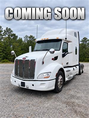 2020 Peterbilt 579 - Sleeper Truck