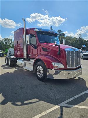 2020 Peterbilt 579 - Sleeper Truck