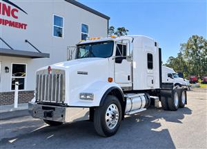 2015 Kenworth T800 - Sleeper Truck