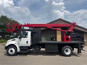 2004 International 4300