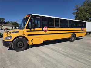 2012 Freightliner M2