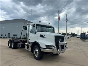 2026 Volvo VHD64B300