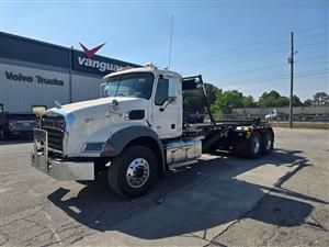 2026 Mack GRANITE 64BR