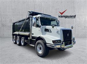 2026 Volvo VHD84B300