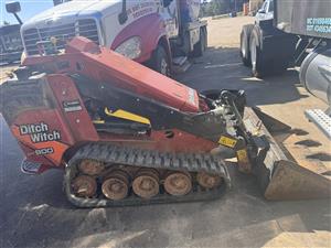 2025 Ditch Witch SK900