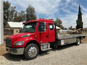 2023 Freightliner M2