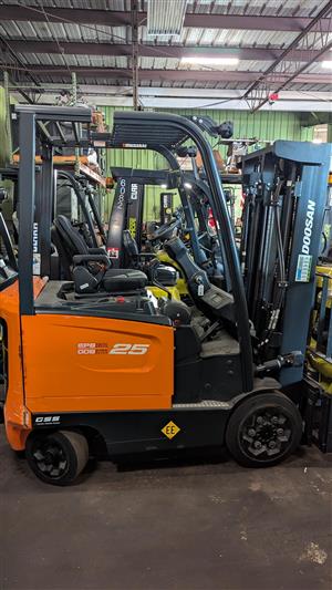 2022 Doosan BC25S-7