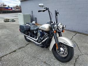 2018 HARLEY DAVIDSON HERITAGE SOFTAIL FLHC