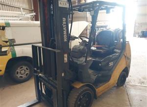 2021 Komatsu FG30SHT-16