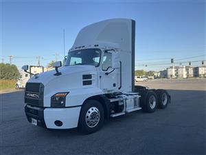 2023 Mack AN64T M742