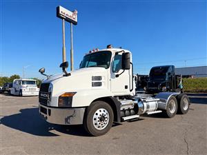 2021 Mack AN64T