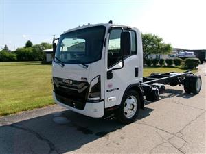 2025 Isuzu NRR