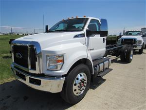 2025 Ford F750