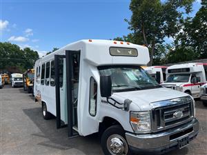 2014 DIAMOND COACH VIP 2200 16+2