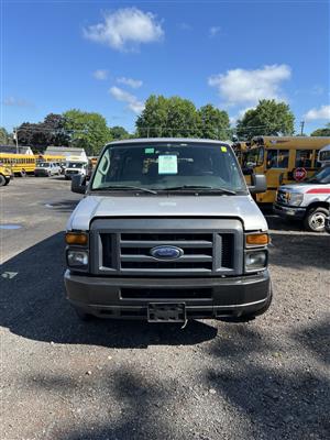 2013 Ford ECONOLINE E350