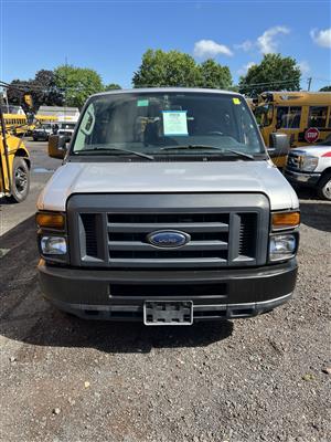 2013 Ford ECONOLINE E350