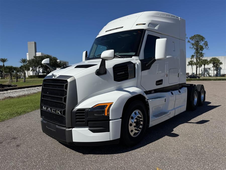 Nextran Truck Centers | New & Used Inventory