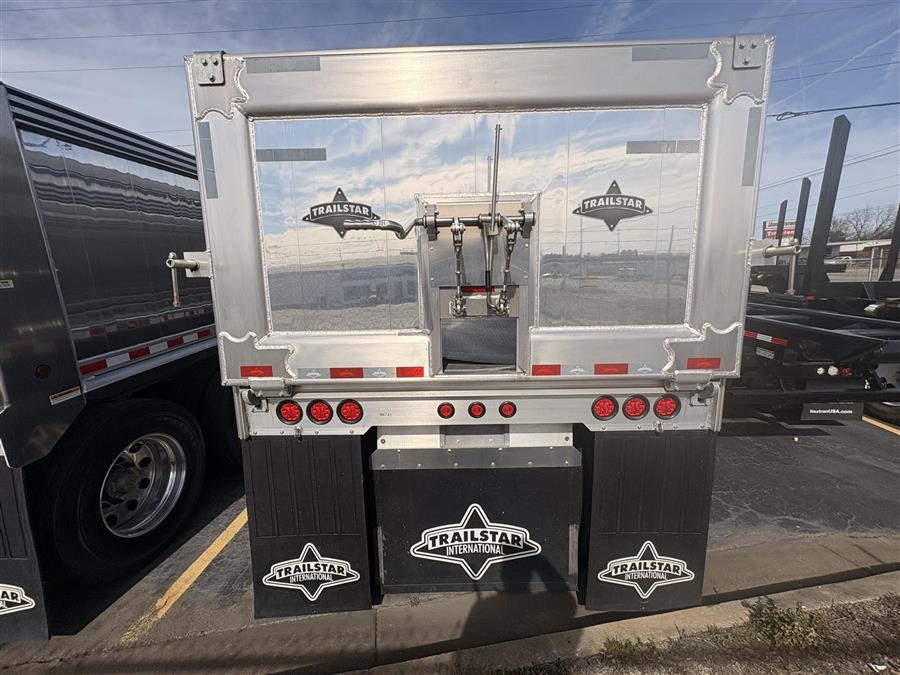 Nextran Truck Centers | New & Used Inventory