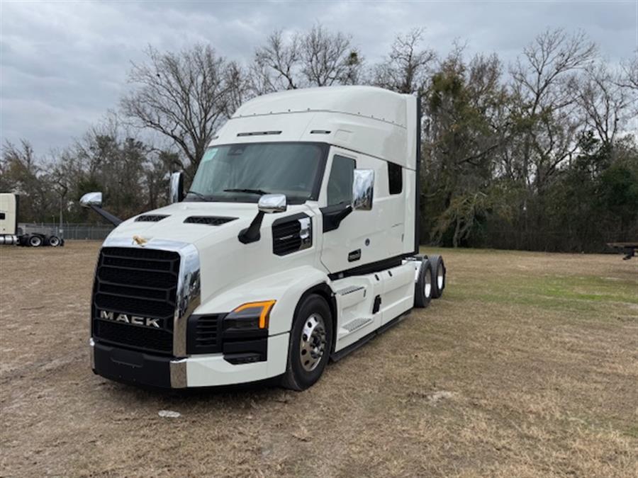 Nextran Truck Centers | New & Used Inventory