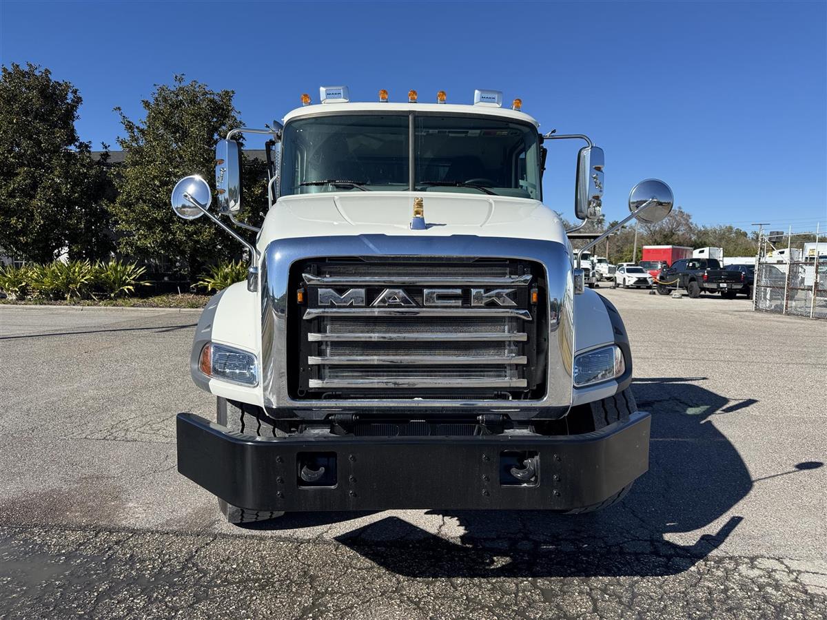 Nextran Truck Centers | New & Used Inventory