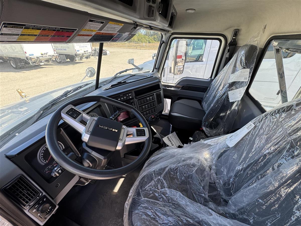 Nextran Truck Centers | New & Used Inventory