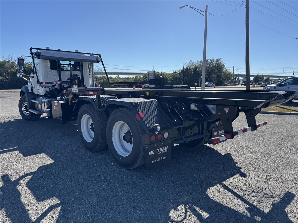 Nextran Truck Centers | New & Used Inventory