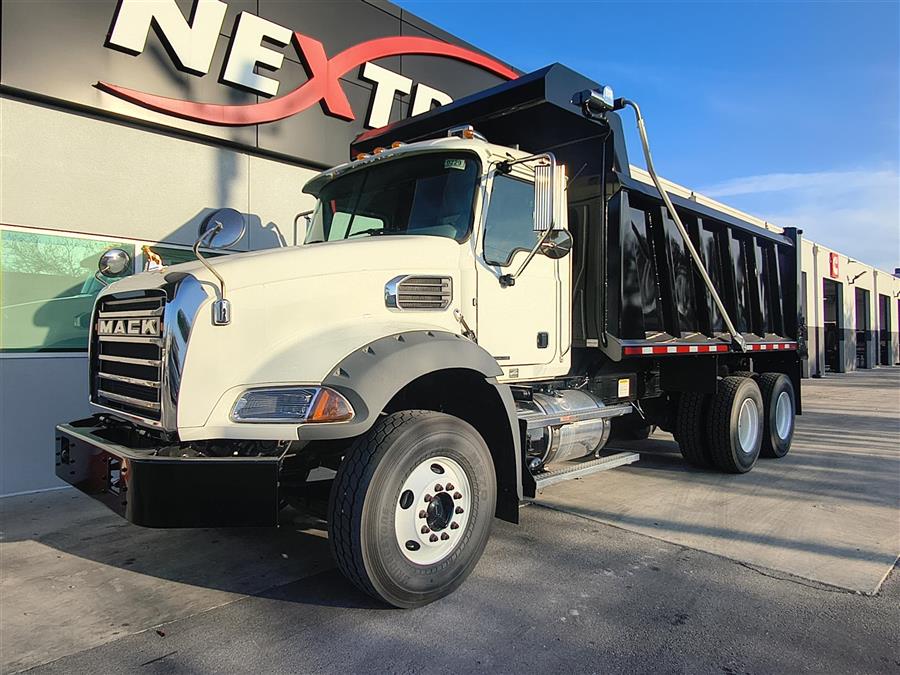 Nextran Truck Centers | New & Used Inventory