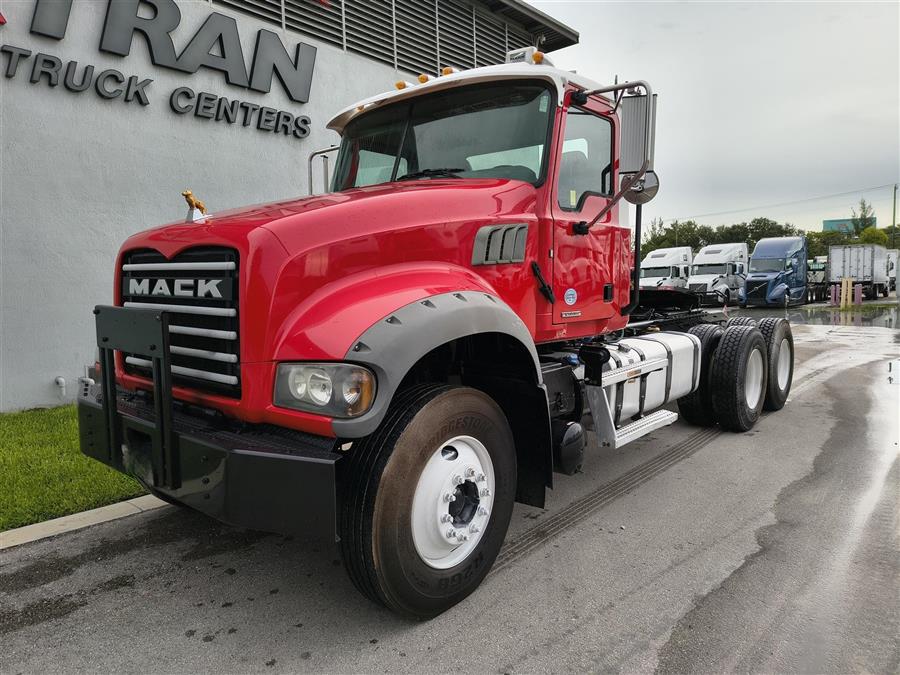Nextran Truck Centers | New & Used Inventory