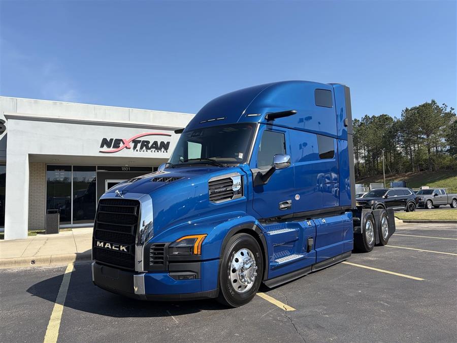 Nextran Truck Centers | New & Used Inventory