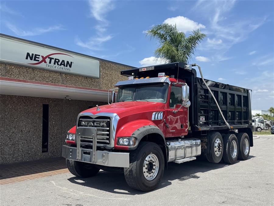 Nextran Truck Centers | New & Used Inventory
