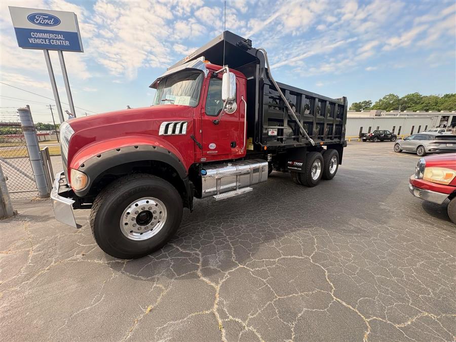 Nextran Truck Centers | New & Used Inventory