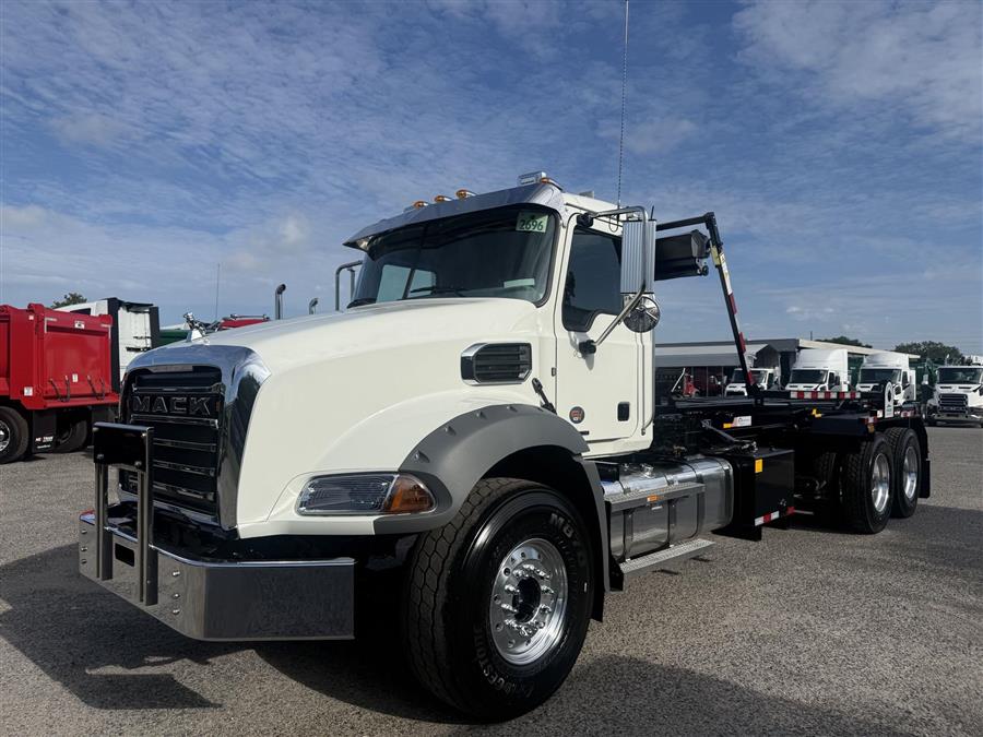 Nextran Truck Centers | New & Used Inventory
