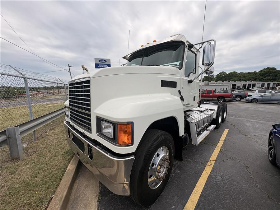 Nextran Truck Centers | New & Used Inventory