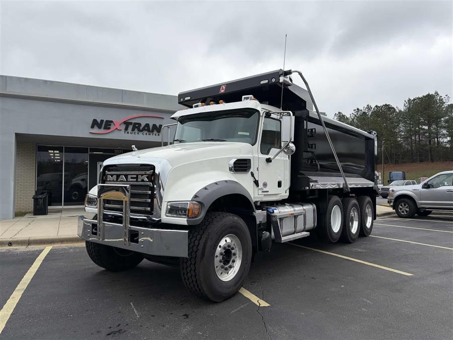 Nextran Truck Centers | New & Used Inventory