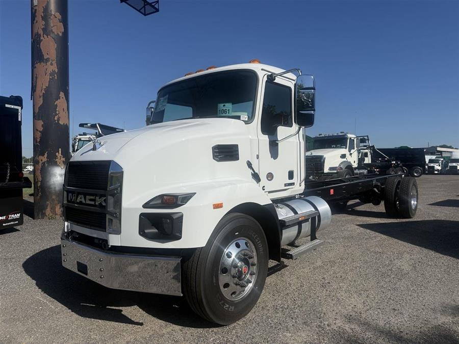 Mack Trucks For Sale | Page 11