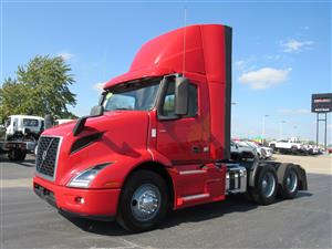 2022 Volvo VNR64T300